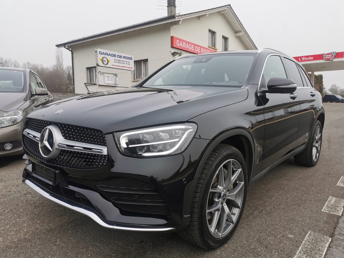 MERCEDES-BENZ GLC 300 e AMG Line 4Matic 9G-Tronic