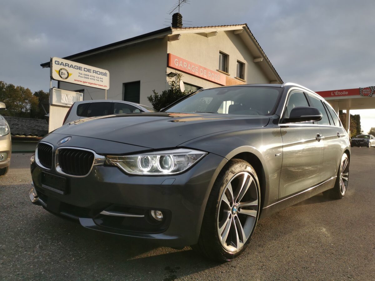 BMW 328i Touring Sport Line Steptronic